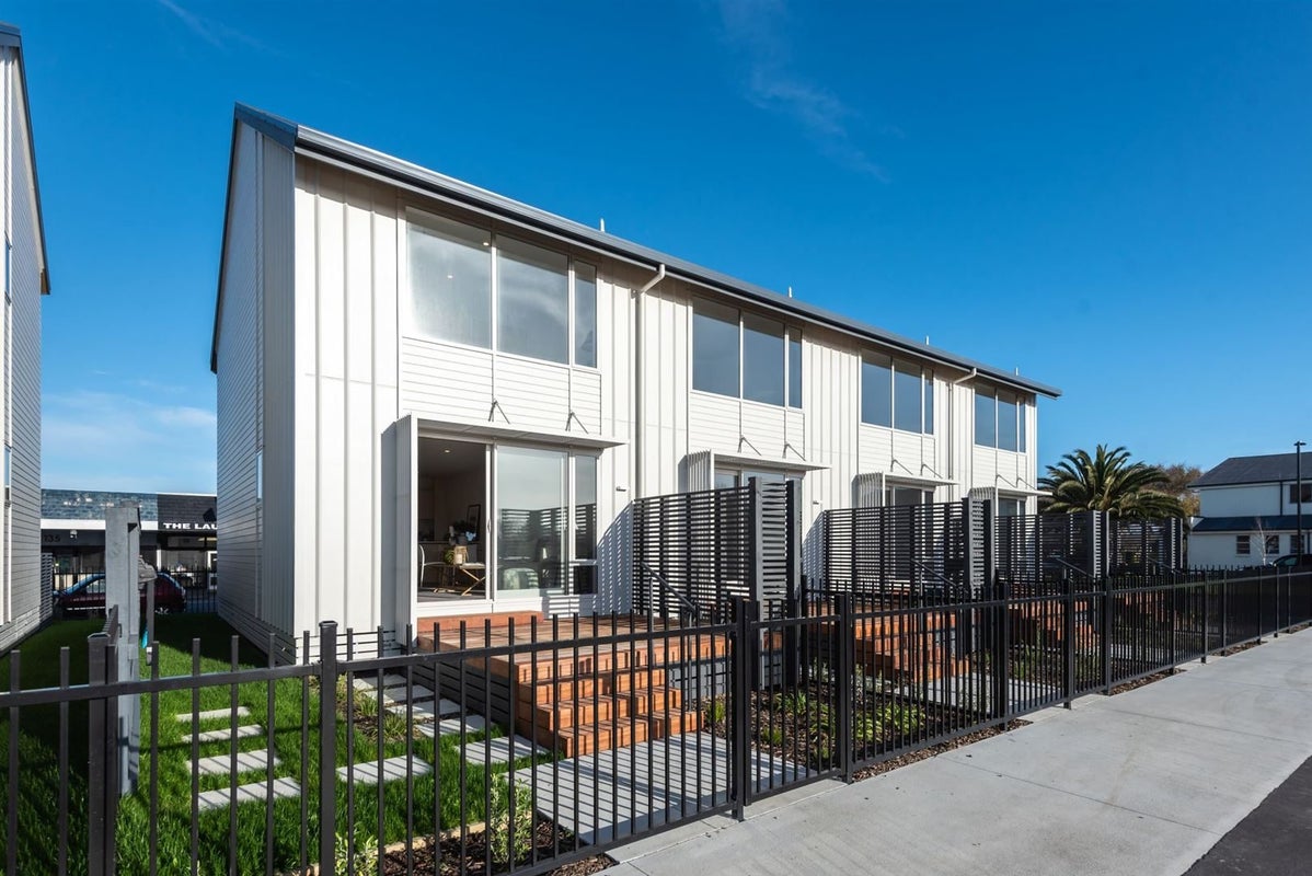 140 Seaview Road, New Brighton, Christchurch - Carousel 1