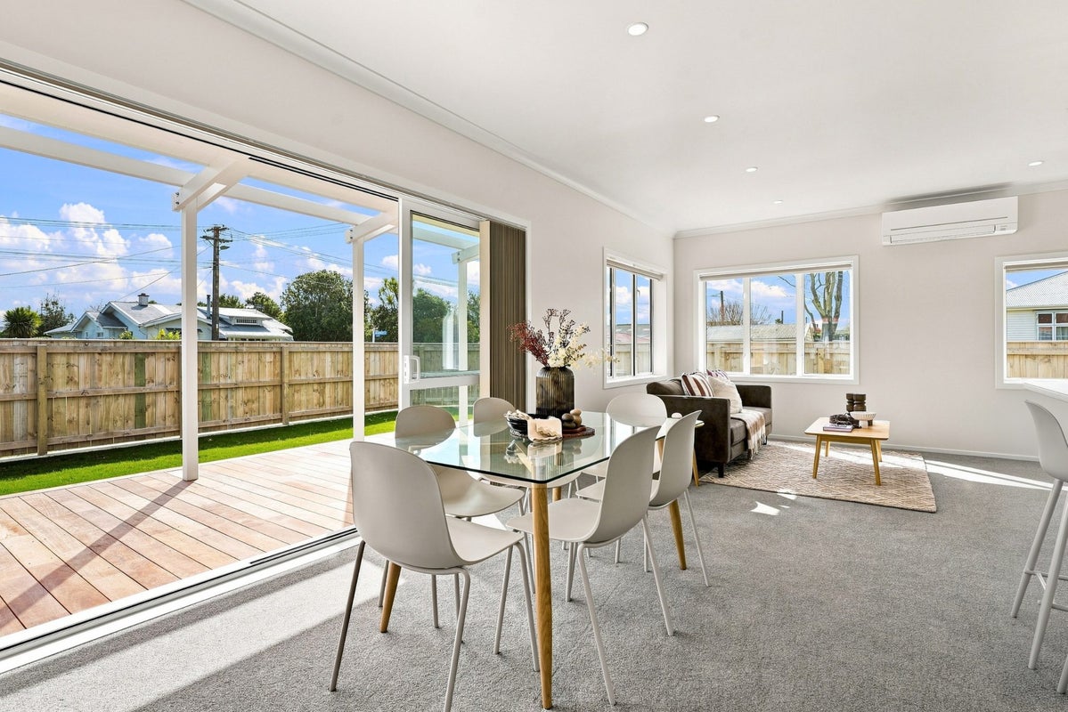 14 Marshall Avenue, Whanganui East, Whanganui, Manawatu / Whanganui - Carousel 2