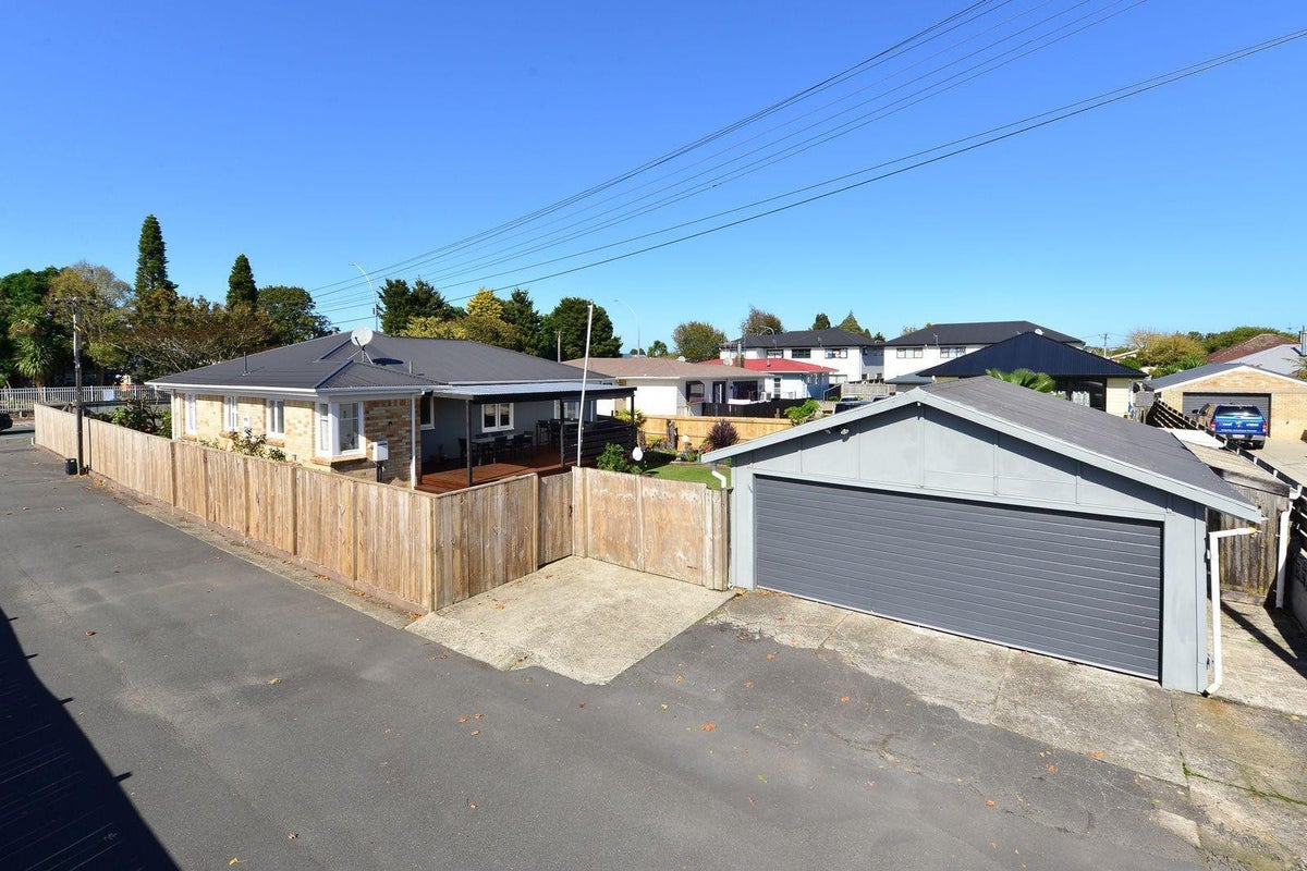 146 Rifle Range Road, Dinsdale, Hamilton - Carousel 13