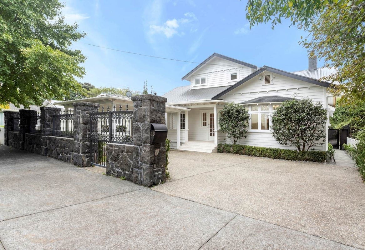 13 Greenfield Road, Epsom, Auckland - Carousel 1