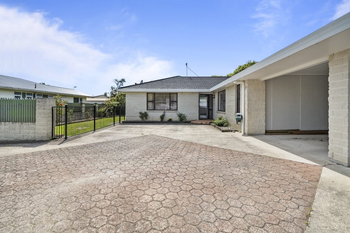 100 Monrad Street, Highbury, Palmerston North - Carousel 1