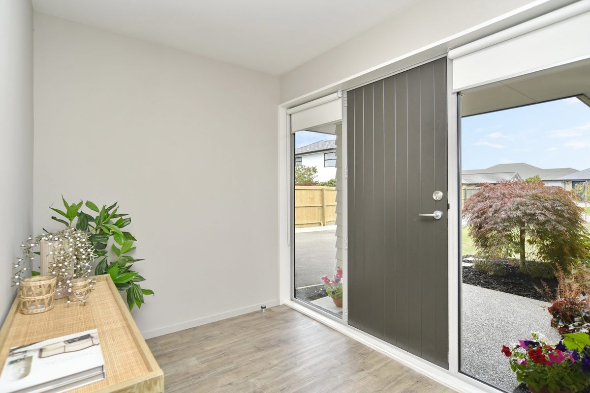 15 Winfield Drive, Wigram, Christchurch - Carousel 2
