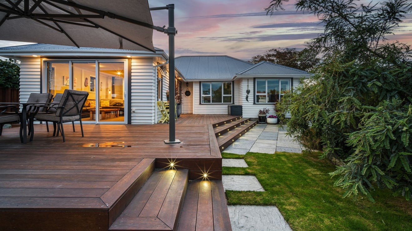 137 Harris Crescent, Papanui, Christchurch - Carousel 1
