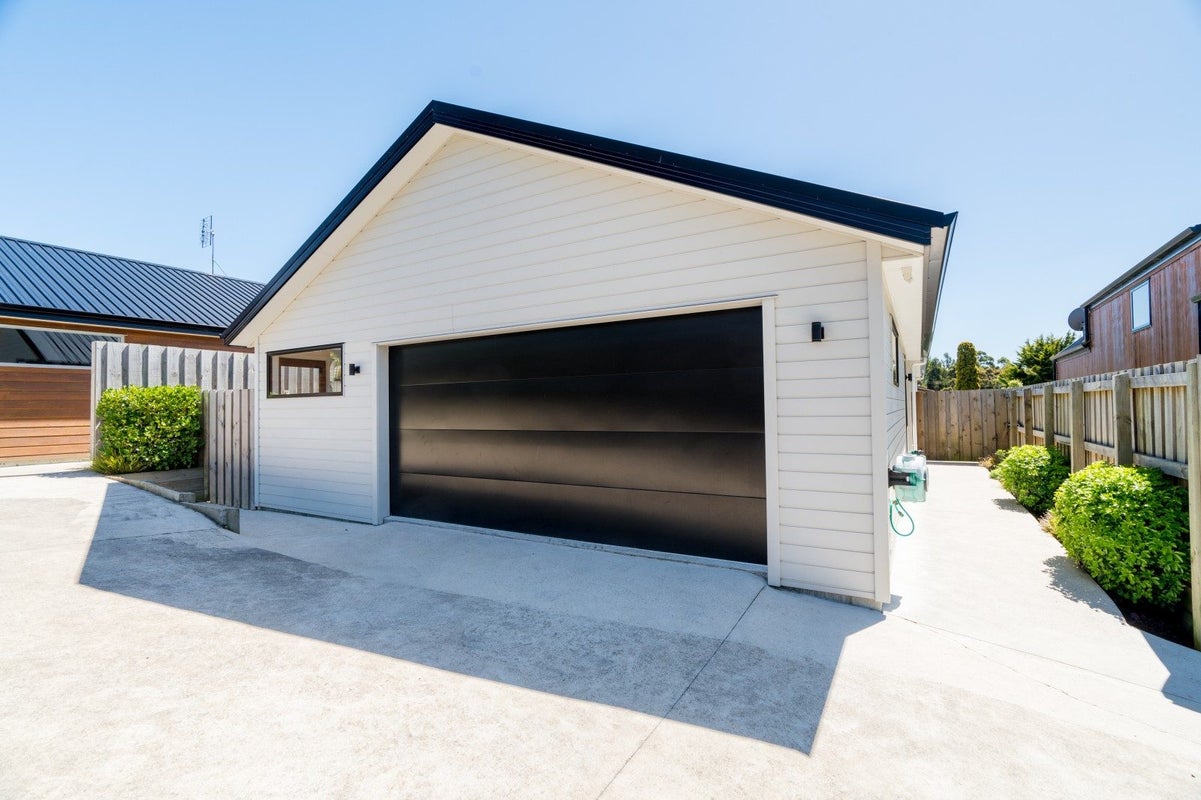 8 Boundary Road, Kinmont Park, Mosgiel - Carousel 20