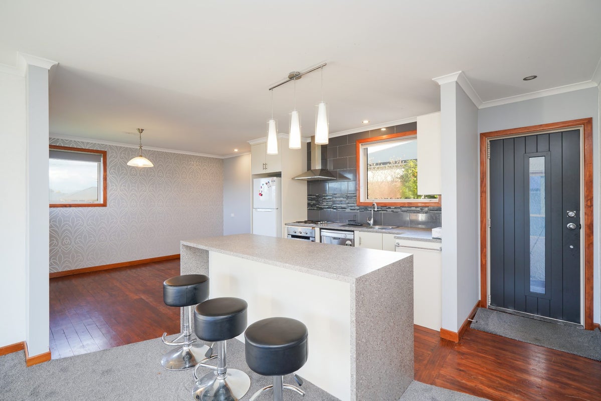 48 Bainfield Road, Waikiwi, Invercargill - Carousel 1