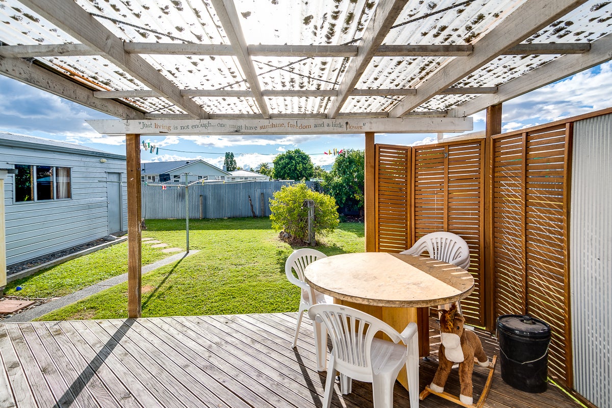 5 Plowman Crescent, Onekawa, Napier - Carousel 19