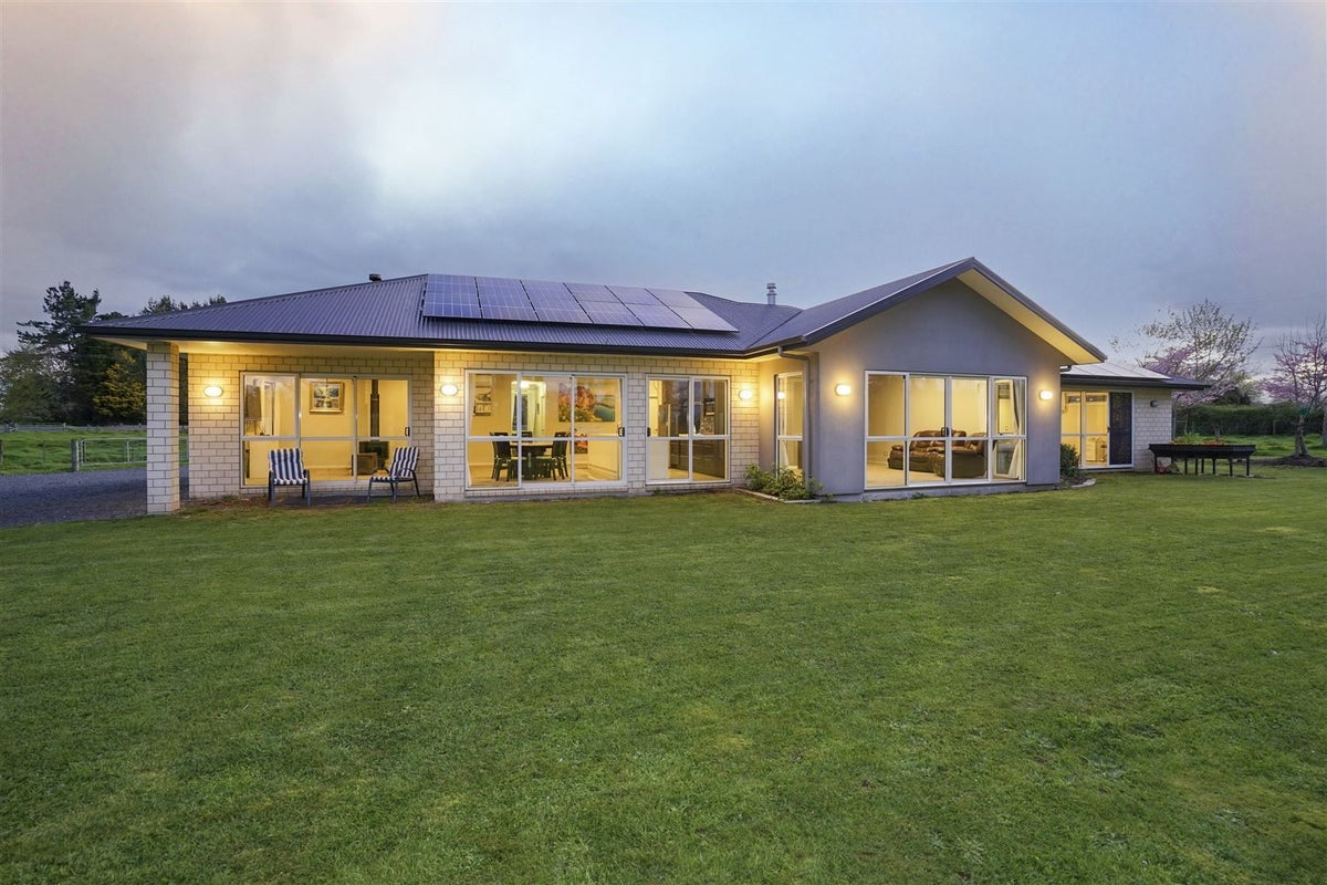 476 Te Kowhai Road, Te Kowhai - Carousel 1