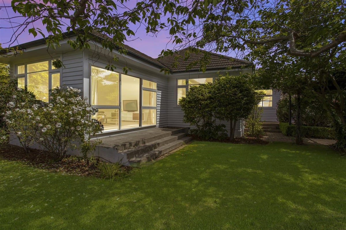 7 Wallace Street, Bryndwr, Christchurch - Carousel 18