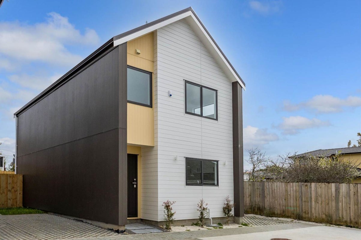 14C Kelwyn Road, Kelston, Auckland - Carousel 2
