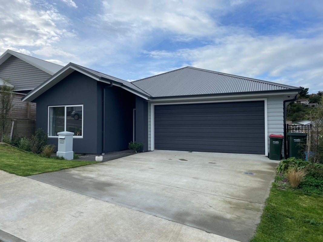 146 Waipounamu Drive, Kelson, Lower Hutt - Carousel 1