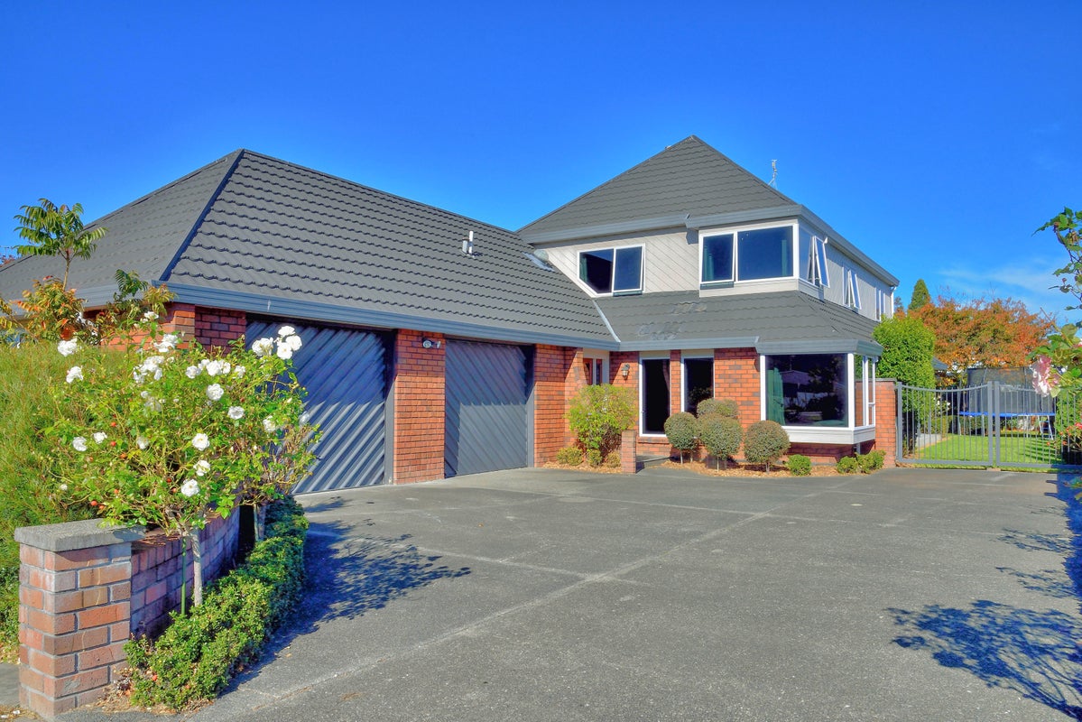 8 Emily Street, Riverdale, Gisborne - Carousel 1