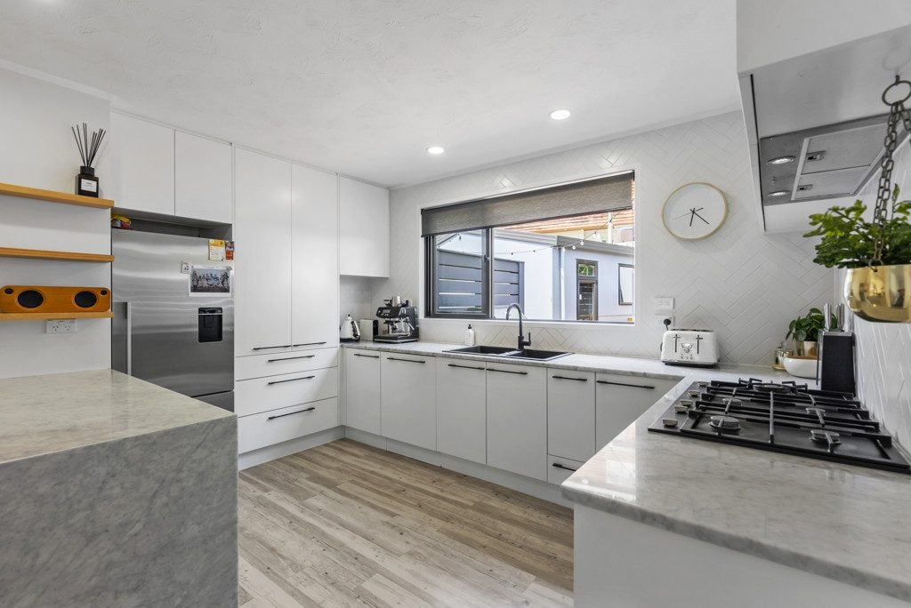 1/14 Arkles Strand, Arkles Bay, Whangaparaoa - Carousel 2
