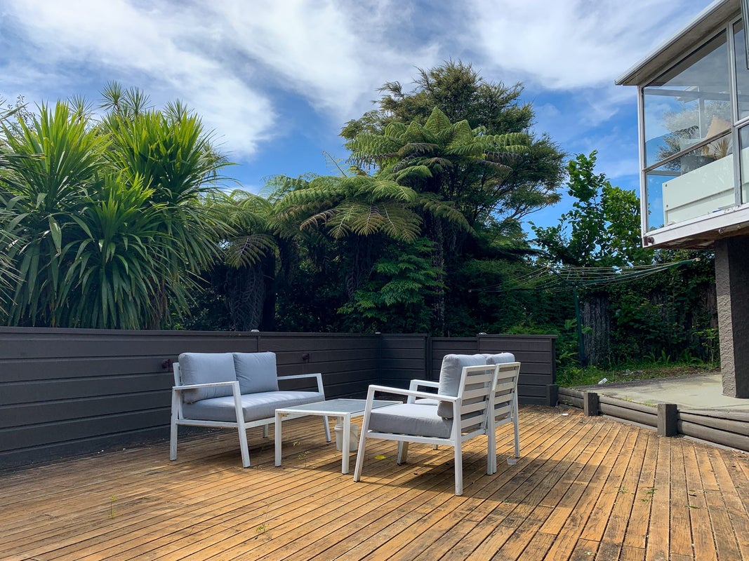 44 Rimutaka Place, Titirangi, Auckland - Carousel 2