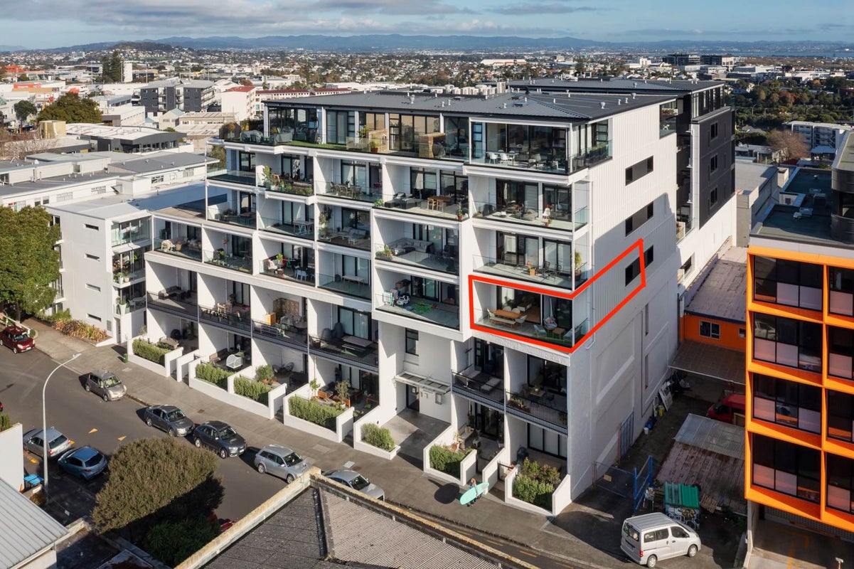 311/13 Dundonald Street, Eden Terrace, Auckland - Carousel 1