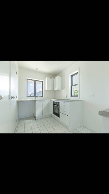 7/6 John Jennings Drive, Oteha, Auckland - Carousel 2