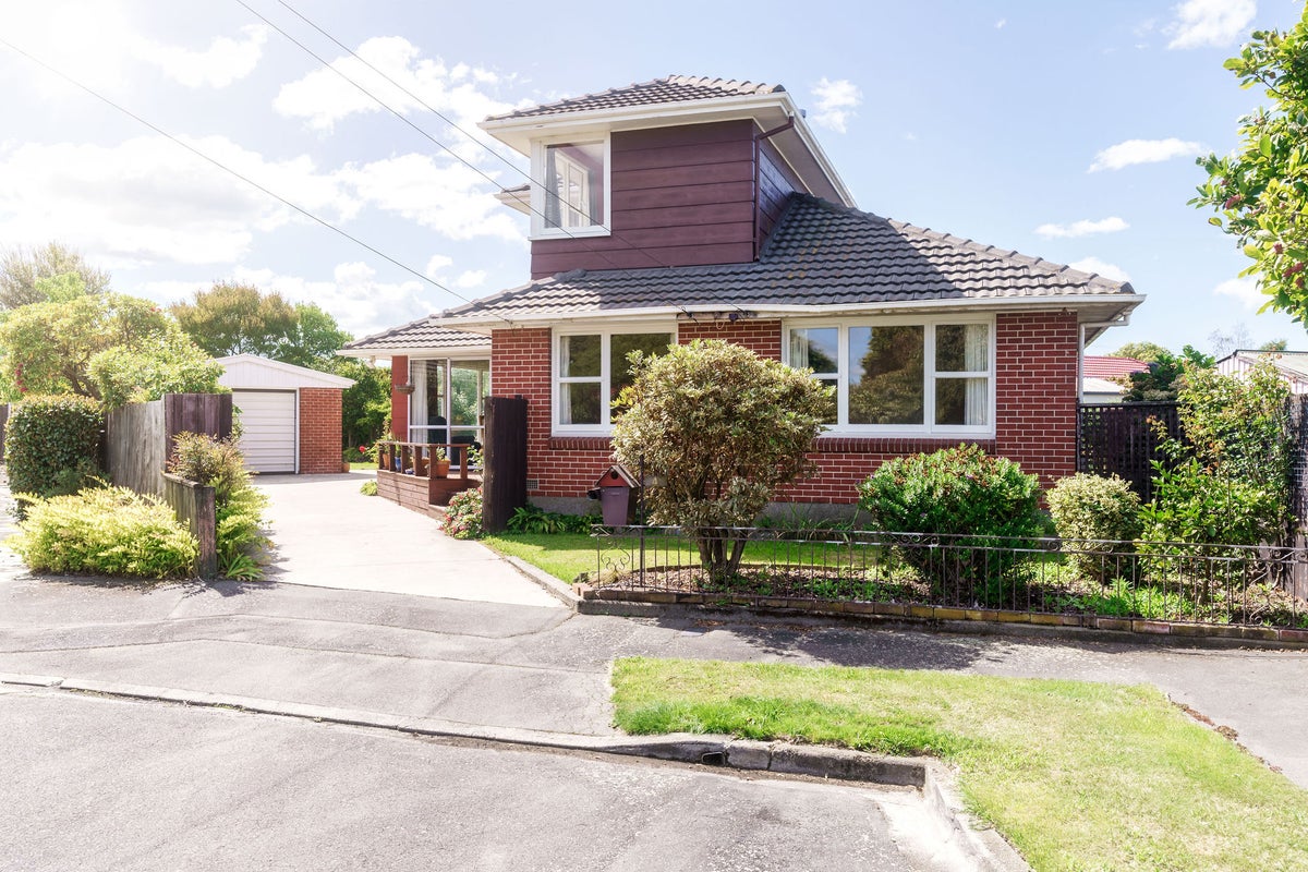 4 Blanray Place, Bishopdale, Christchurch - Carousel 1