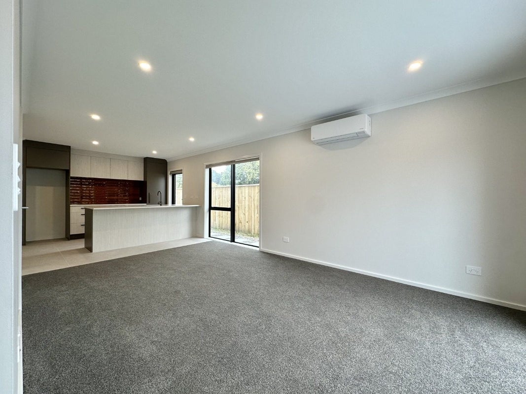 11B MacLean Street, Wallaceville, Upper Hutt - Carousel 2