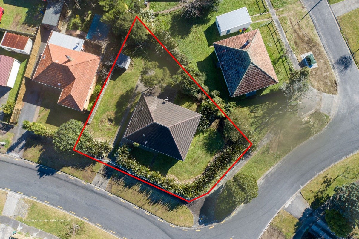 65 Clinkard Avenue, Glenholme, Rotorua - Carousel 2