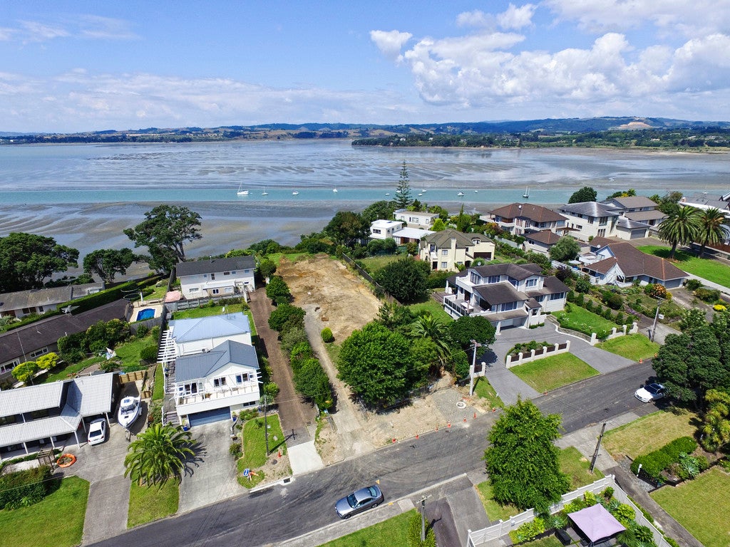 133 Pah Road, Cockle Bay, Auckland - Carousel 2