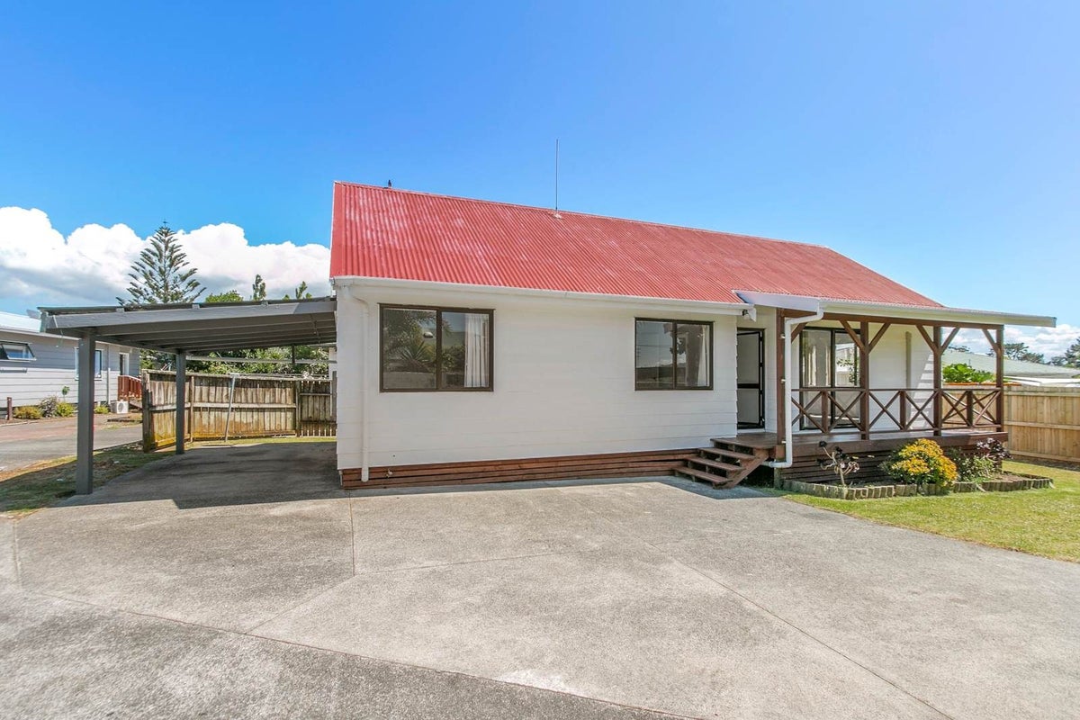 2/26 Queen Mary Avenue, New Lynn, Auckland - Carousel 12