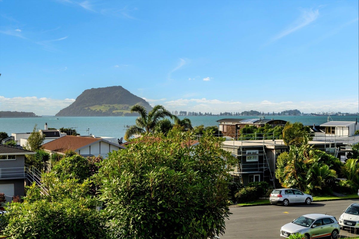 43 Seaway Terrace, Otumoetai, Tauranga - Carousel 2