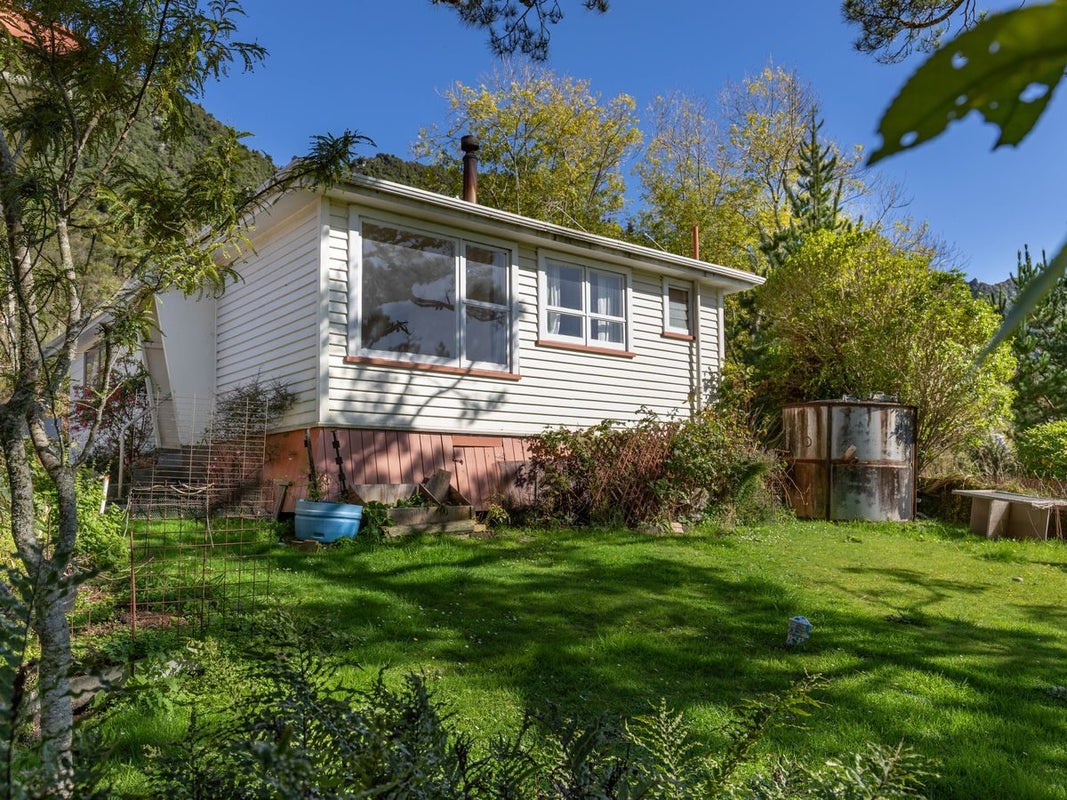 217 Omoto Road, Kaiata, Greymouth - Carousel 1