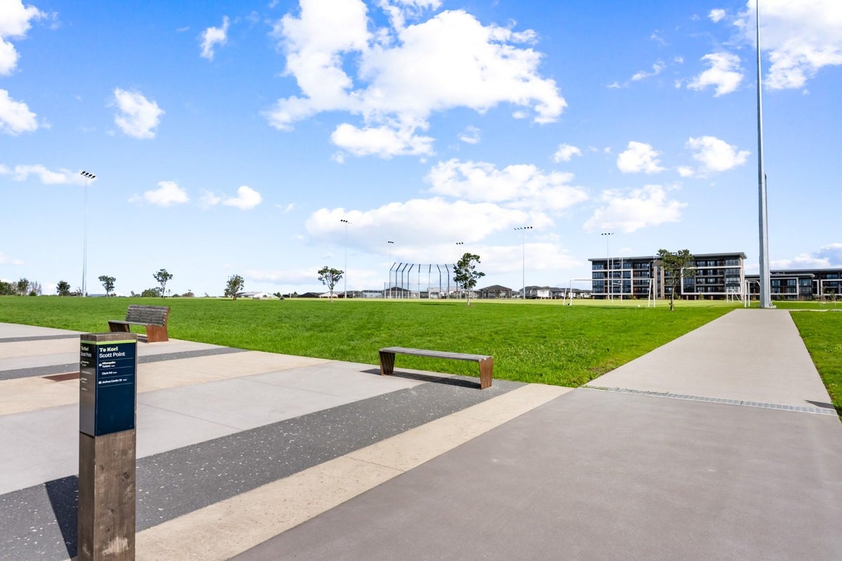 3/4 Limestone Drive, Hobsonville, Auckland - Carousel 18