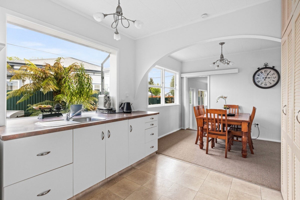 608 Willowpark Road South, Akina, Hastings - Carousel 1