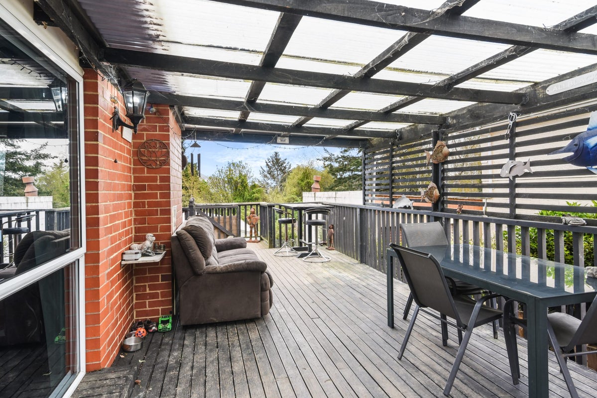 30 Torquay Street, Abbotsford, Dunedin - Carousel 2