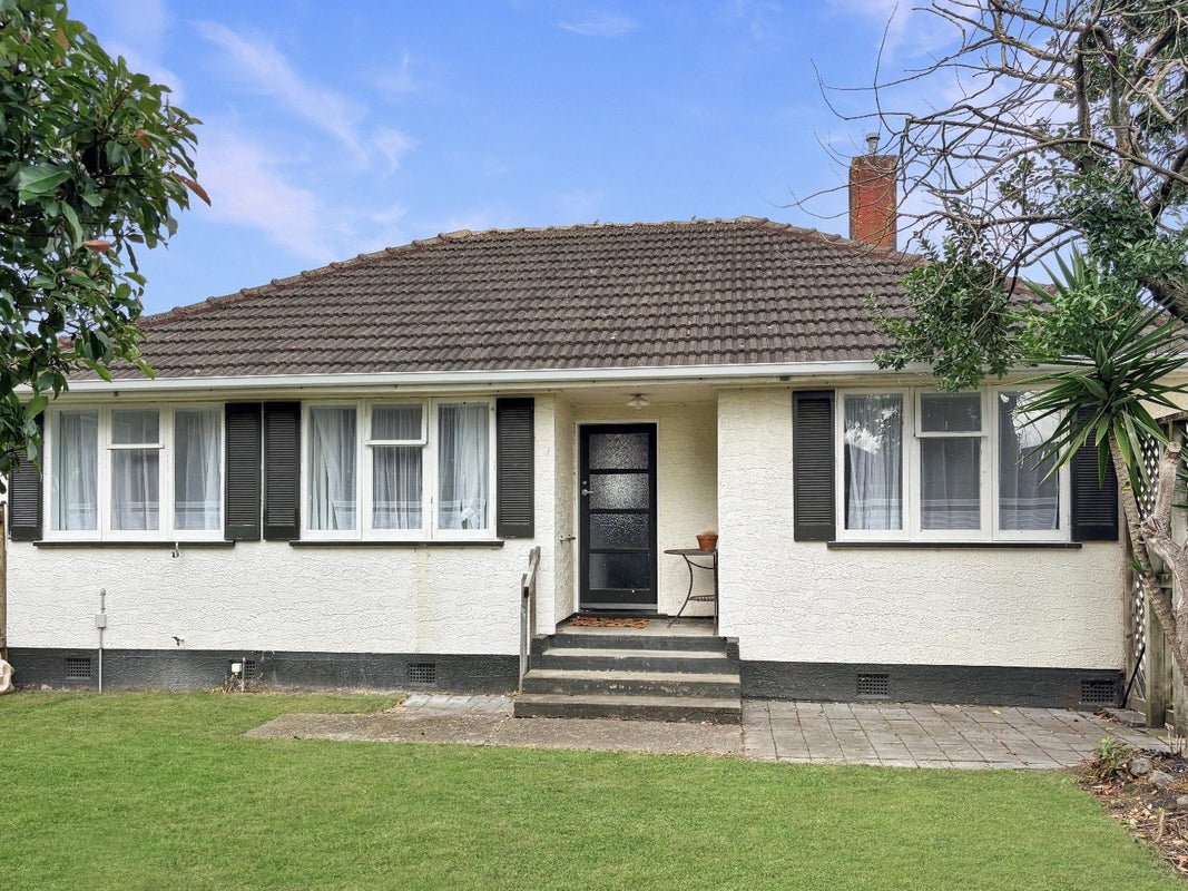 54 Seddon Street, Takaro, Palmerston North - Carousel 2