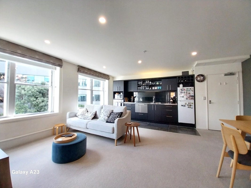 2C/123 Molesworth Street, Thorndon, Wellington - Carousel 1