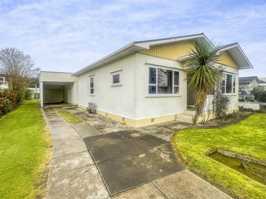 60 Iranui Road, Inner Kaiti, Gisborne, Gisborne - Carousel 1