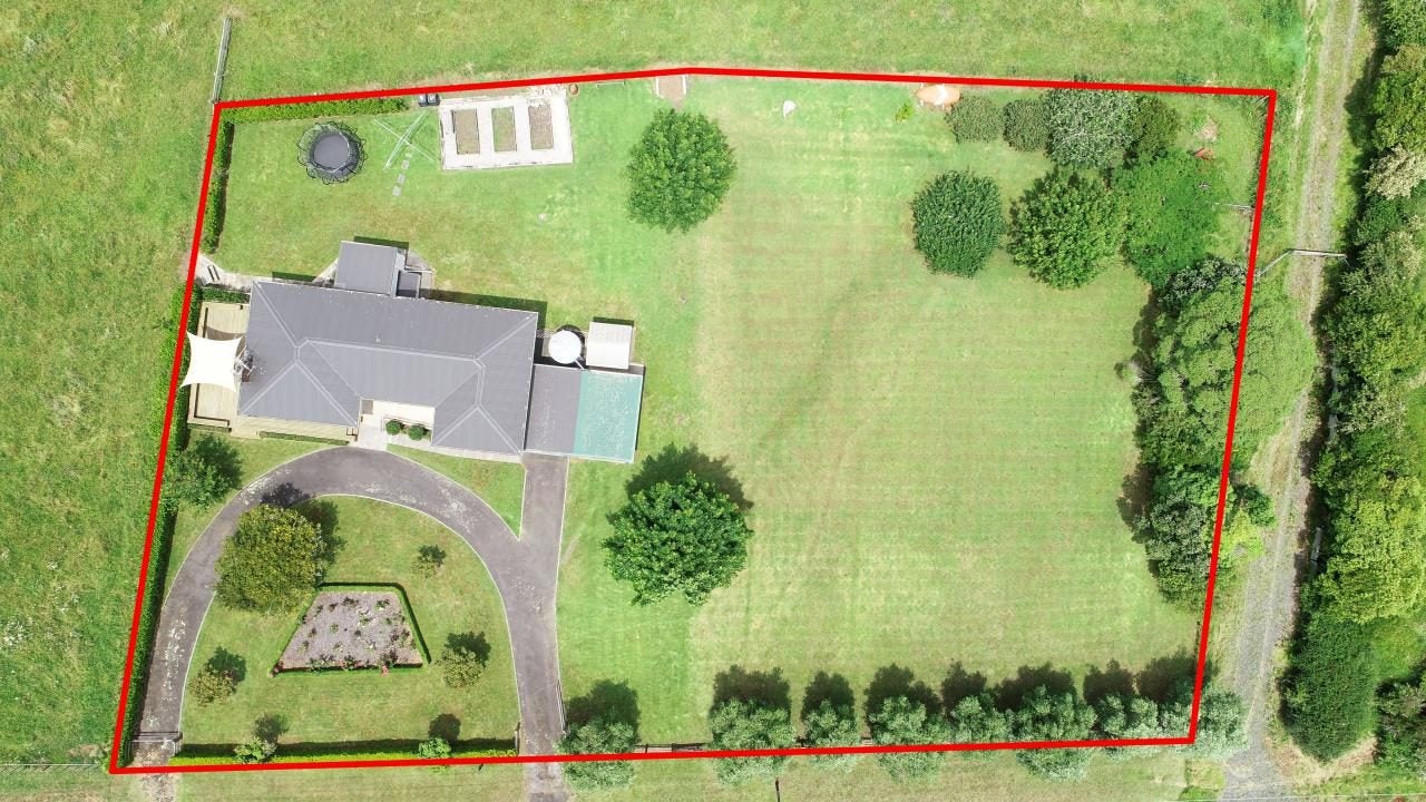 145 Ponga Road, Papakura - Carousel 14