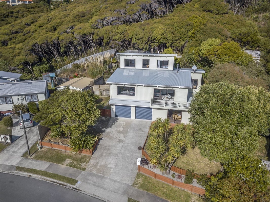 16 Kinloch Place, Papakowhai, Porirua - Carousel 27