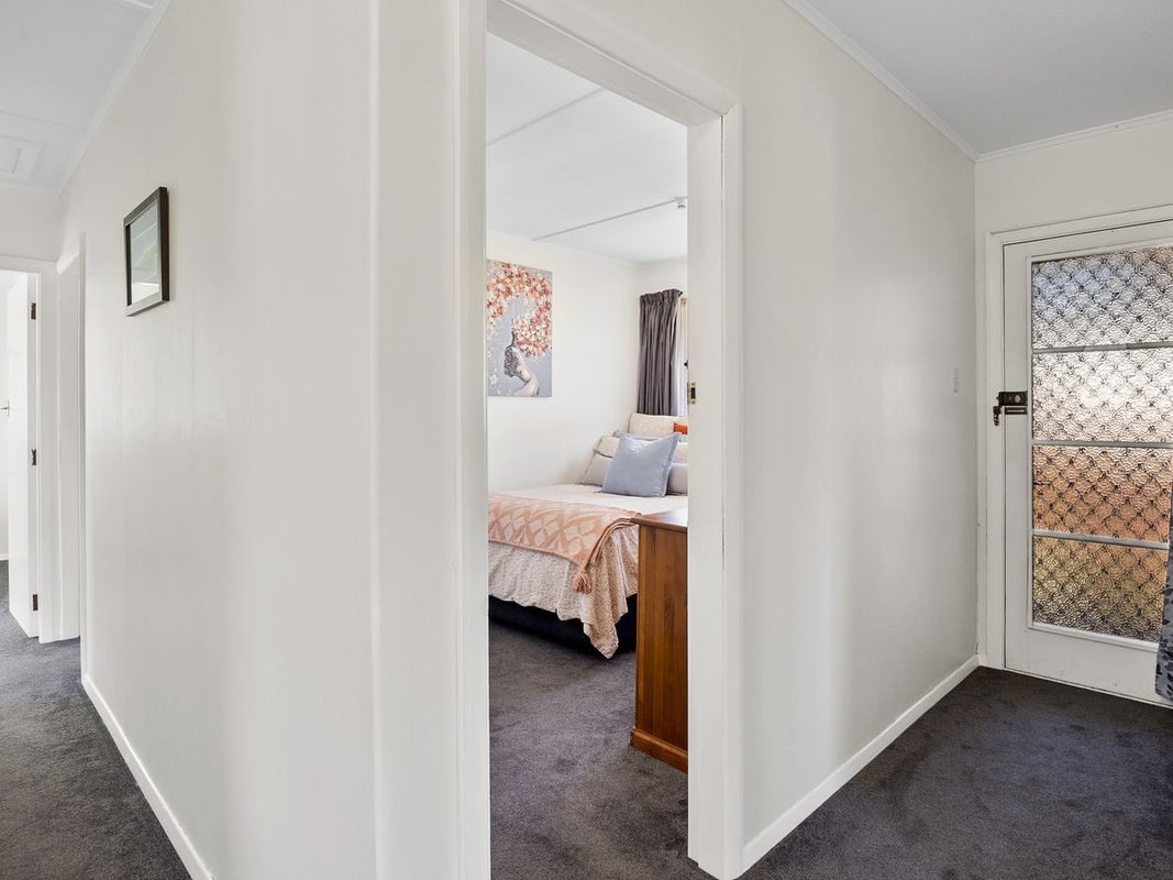 90 Brockville Road, Glenross, Dunedin - Carousel 2
