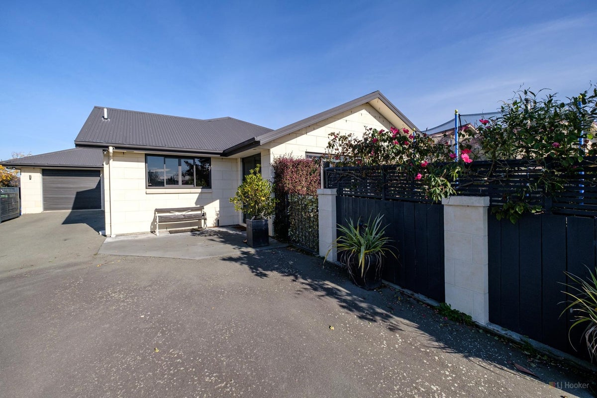 30 Jellicoe Street, Oceanview, Timaru - Carousel 2