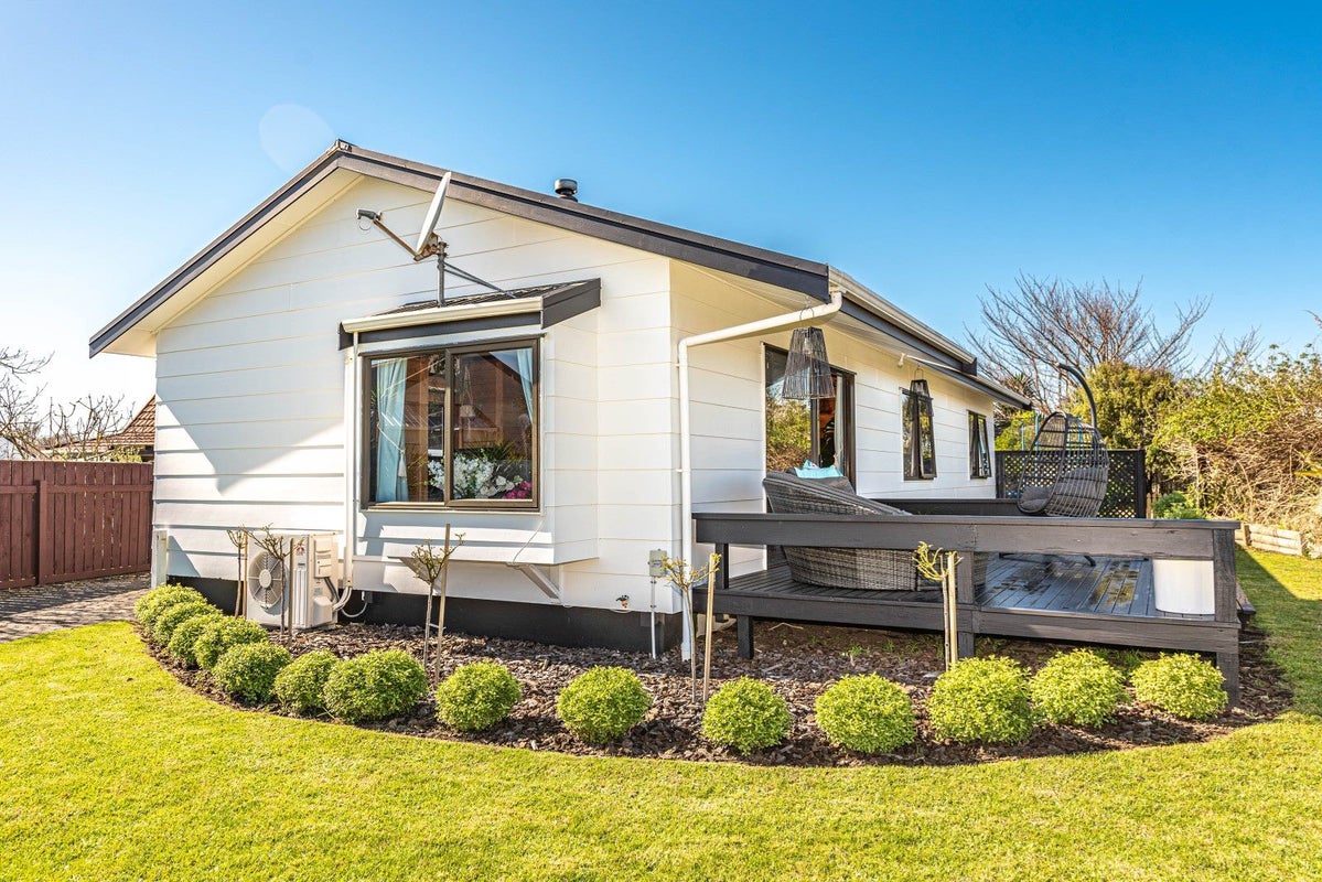 9 Sheffield Place, Springvale, Whanganui - Carousel 2