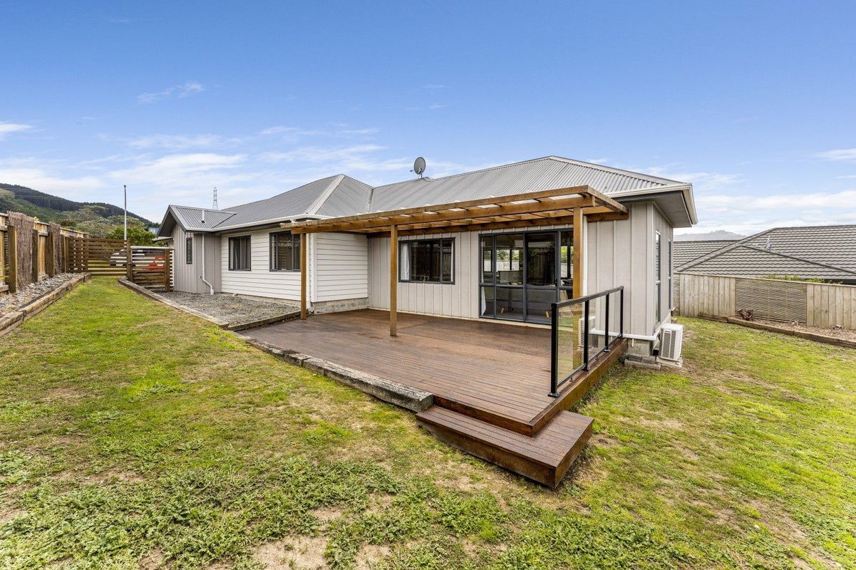 29 James Nairn Grove, Riverstone Terraces, Upper Hutt - Carousel 22