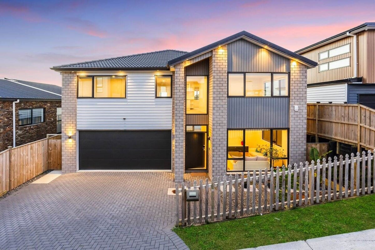 20 Bendridge Street, Flat Bush, Manukau City, Auckland - Carousel 2