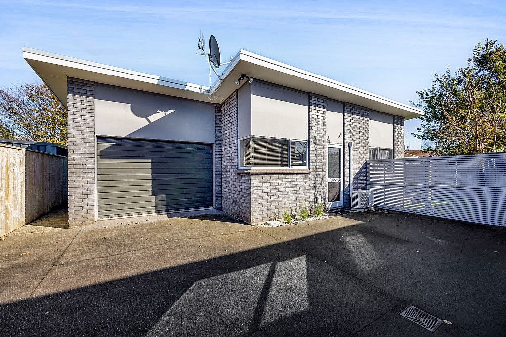 38B Doralto Road, Frankleigh Park, New Plymouth - Carousel 1