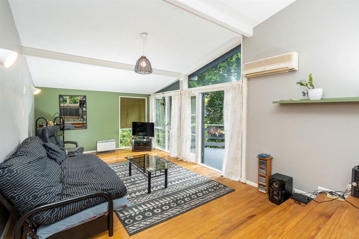 6 Houchens Road, Glenview, Hamilton - Carousel 2