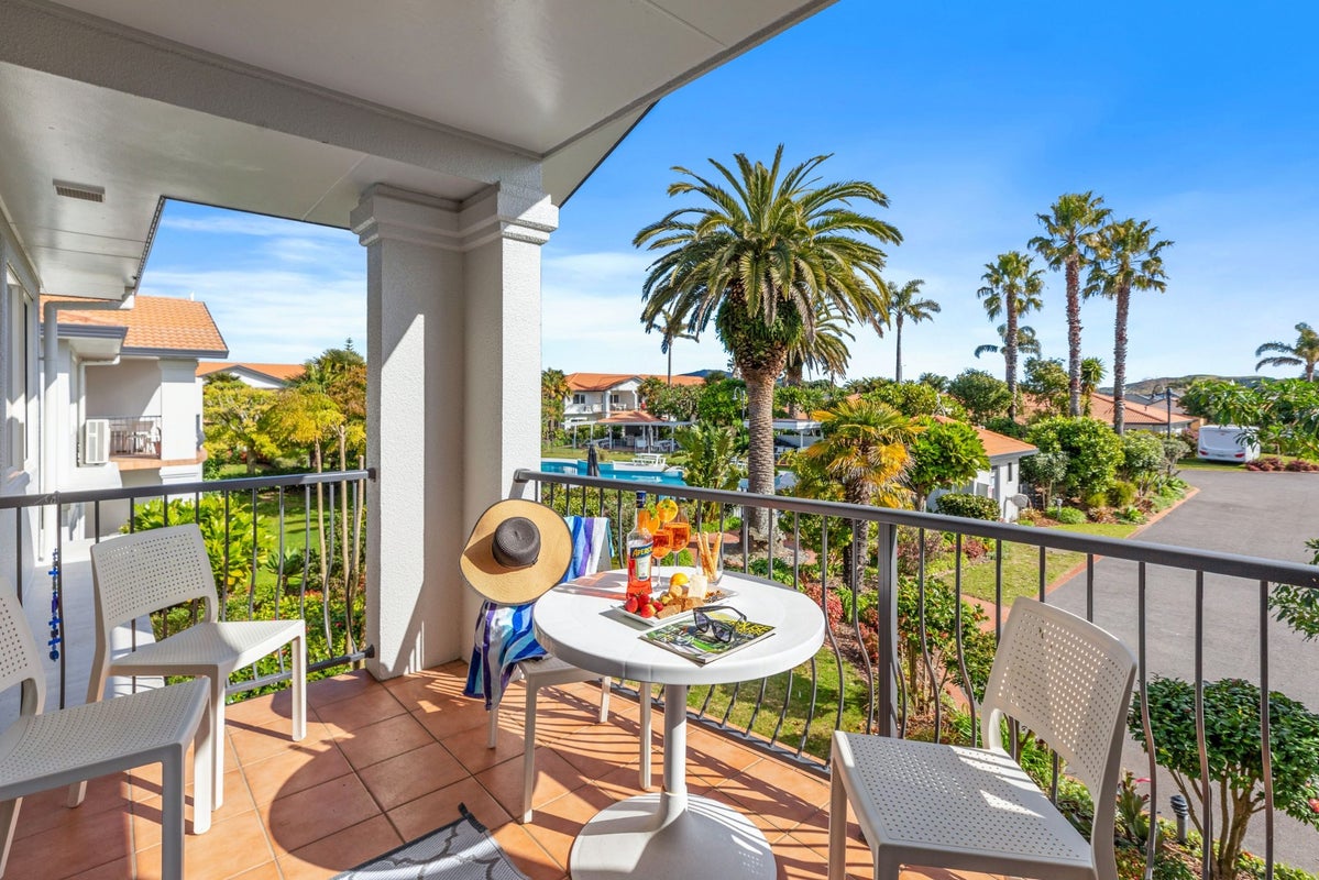 16/111 Santa Monica Drive, Papamoa Beach, Papamoa - Carousel 1