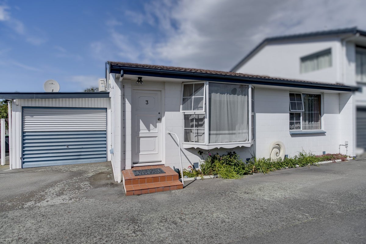 3/90 Avenue Road, West End, Timaru - Carousel 1