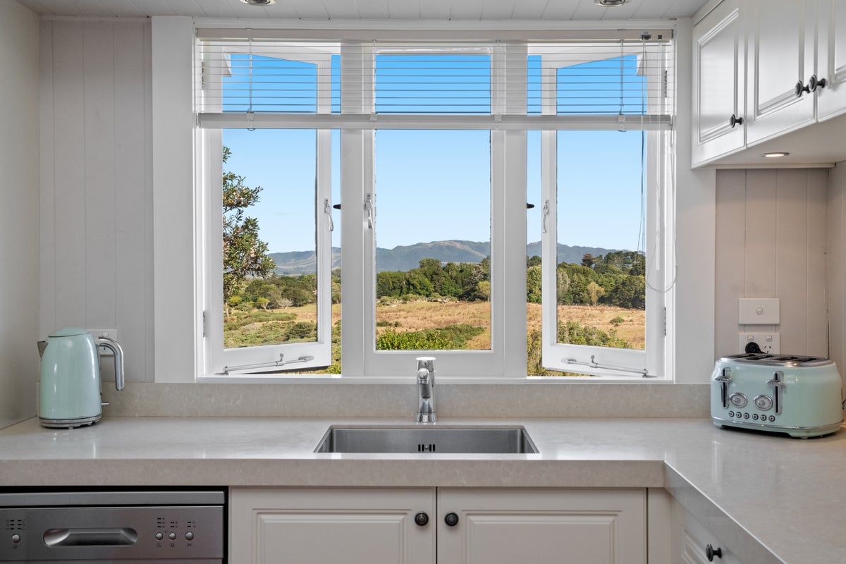 241 Smith Road, Waiuku - Carousel 2