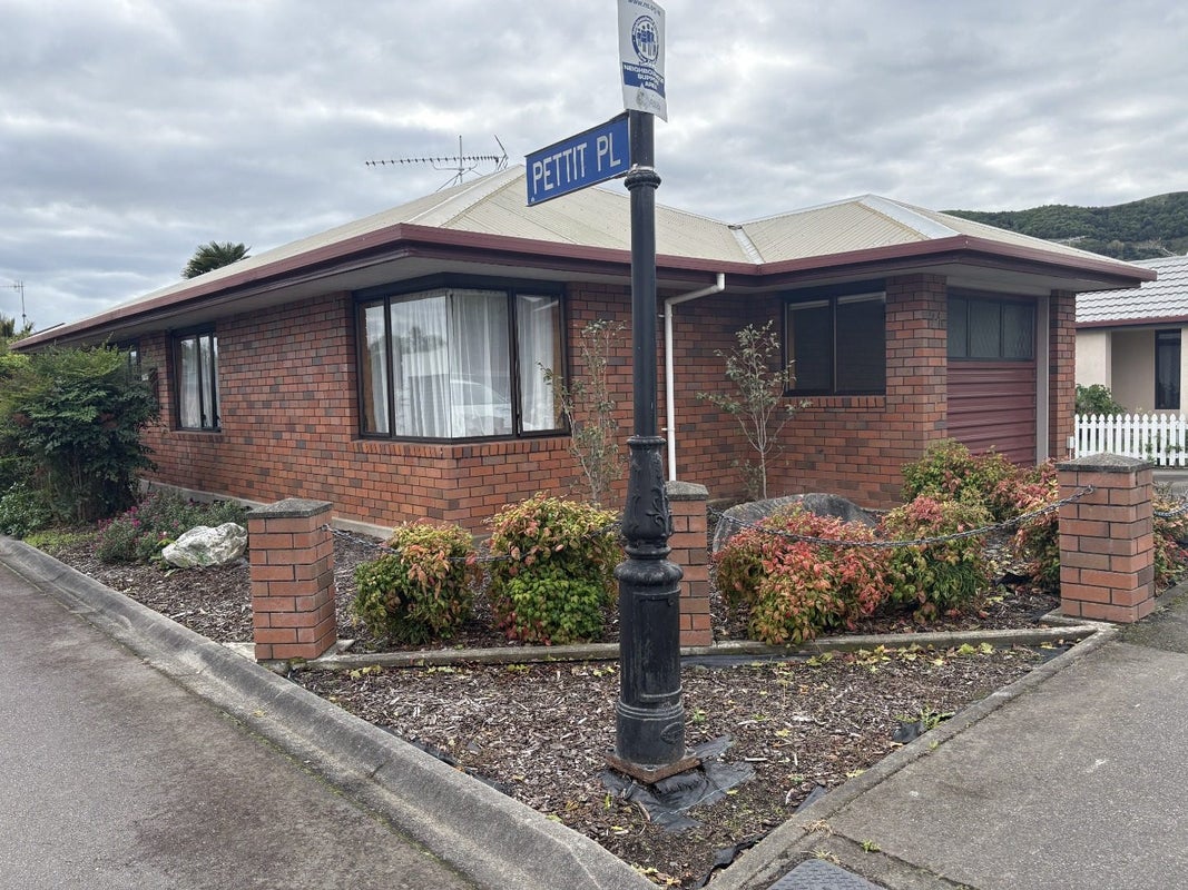 71 Halifax Street East, The Wood, Nelson - Carousel 1