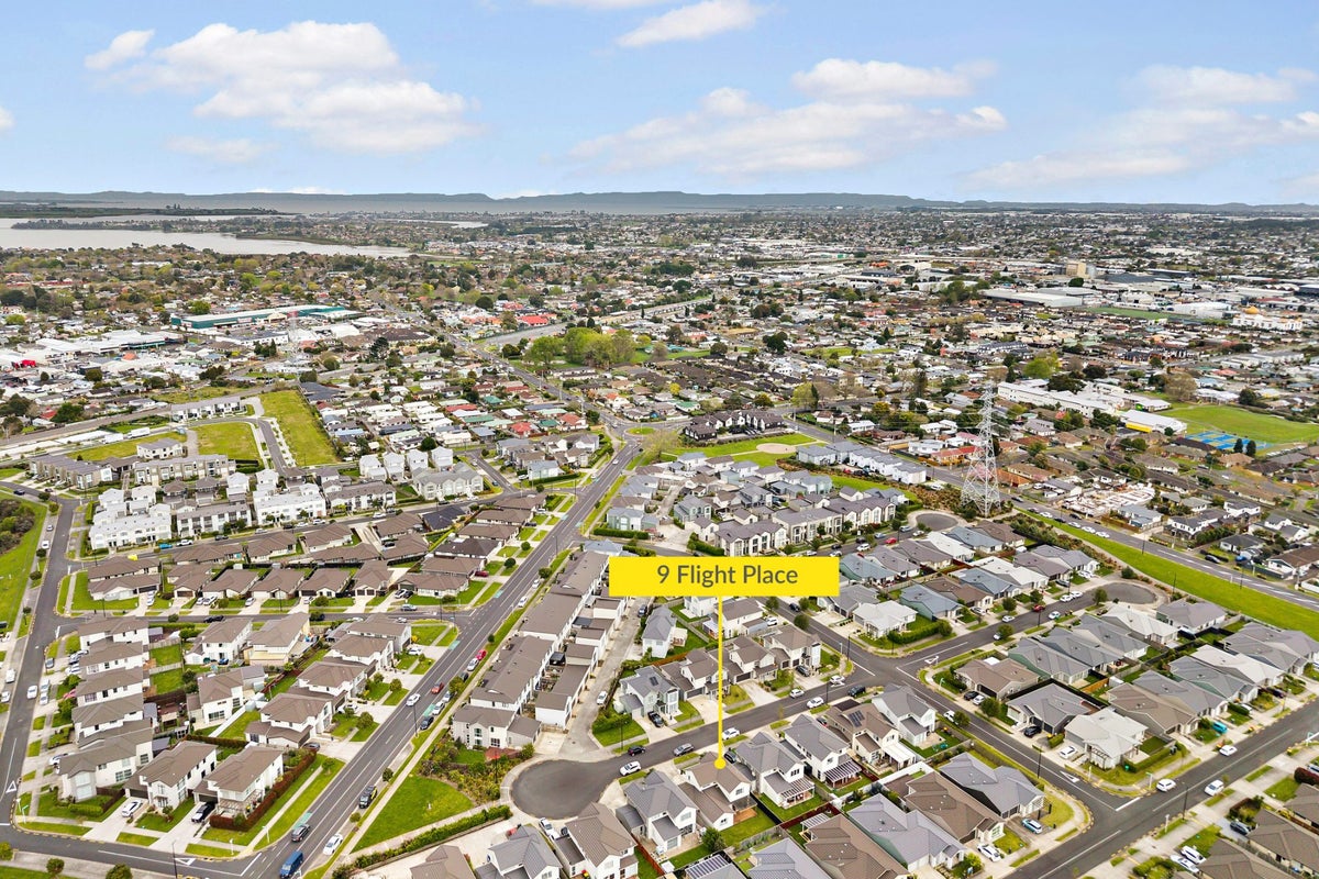 9 Flight Place, Takanini, Papakura, Auckland - Carousel 20