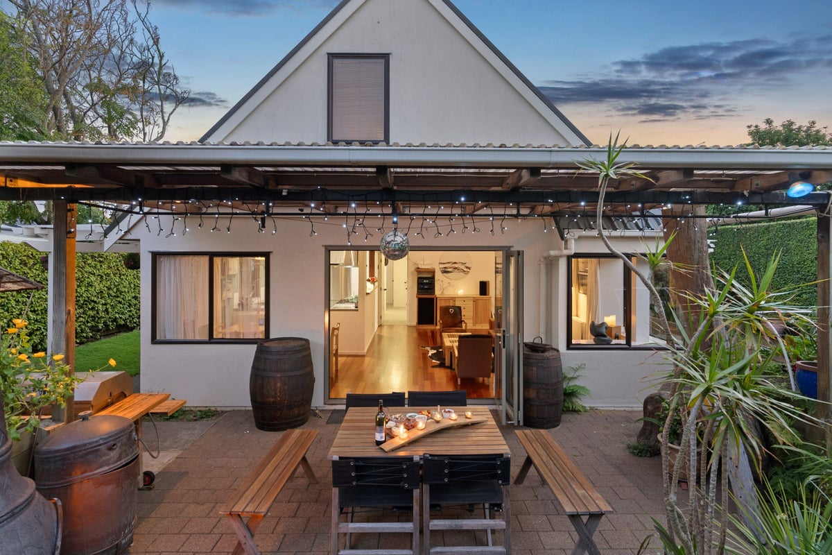 9A Rockfield Road, Ellerslie, Auckland - Carousel 1