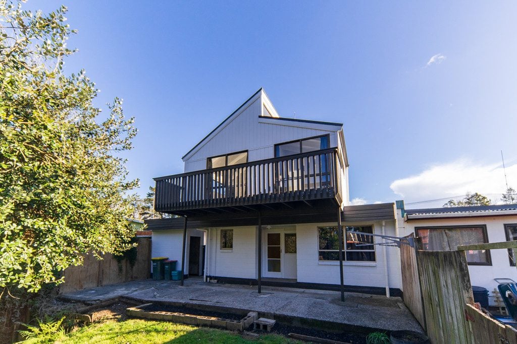 33A Anthony Crescent, Bader, Hamilton - Carousel 1