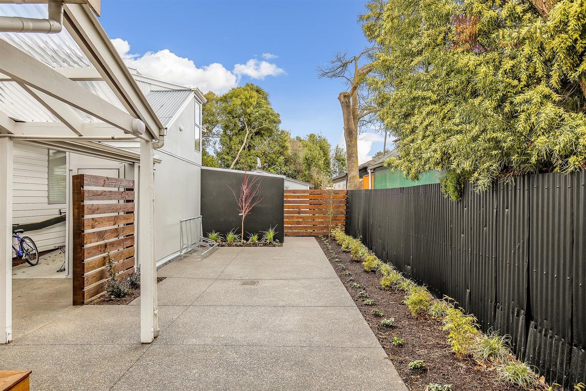 109 Champion Street, Edgeware, Christchurch - Carousel 1