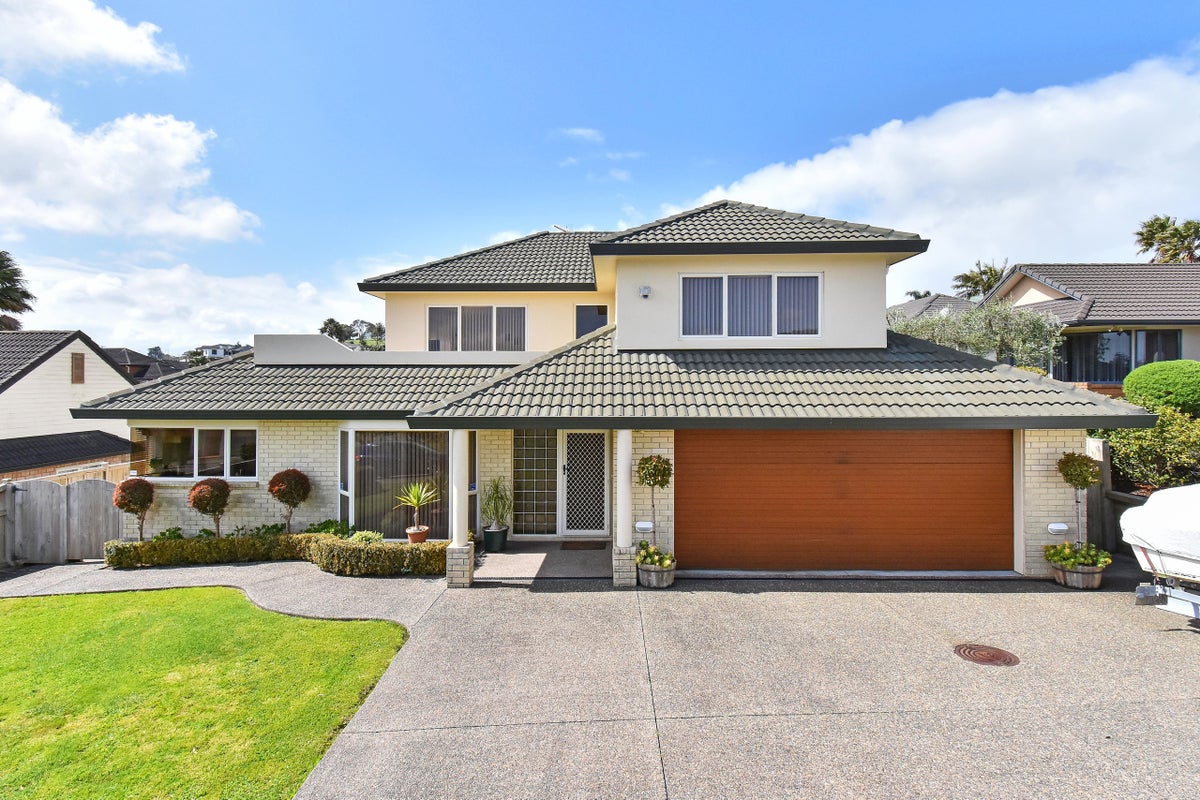 22 Manara Place, The Gardens, Auckland - Carousel 1
